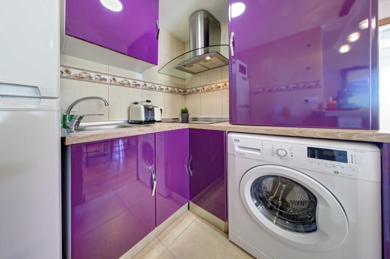 Apartament Pau Casals, 2 Min Walk From The Sea & Sea View Lloret de Mar Ngoại thất bức ảnh