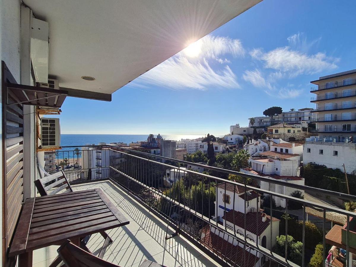 Apartament Pau Casals, 2 Min Walk From The Sea & Sea View Lloret de Mar Ngoại thất bức ảnh